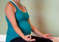 Полезно ли заниматься йогой во время беременности?